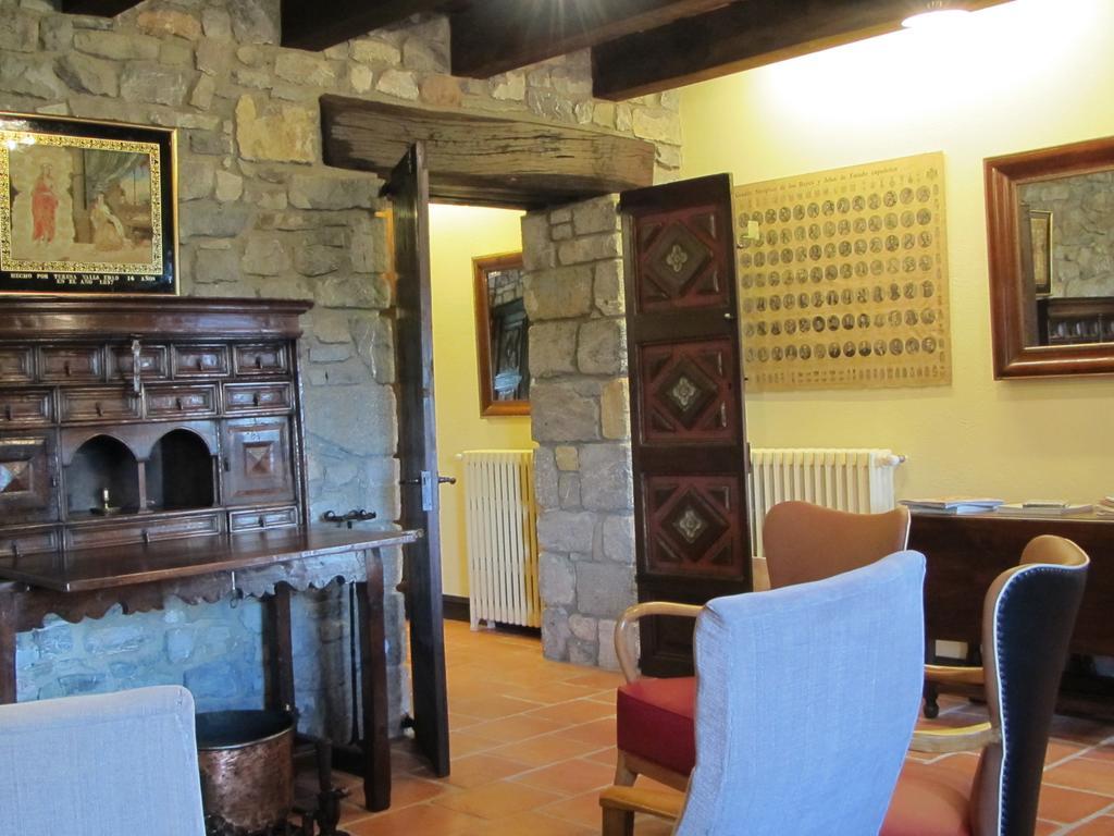 Mas Pineda Villa Oix Екстериор снимка
